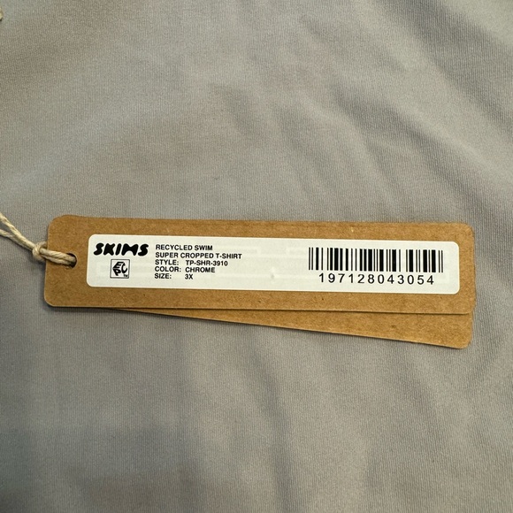 SKIMS SIGNATURE SWIM
SUPER CROPPED T-SHIRT SIZE 3X - Picture 5 of 5